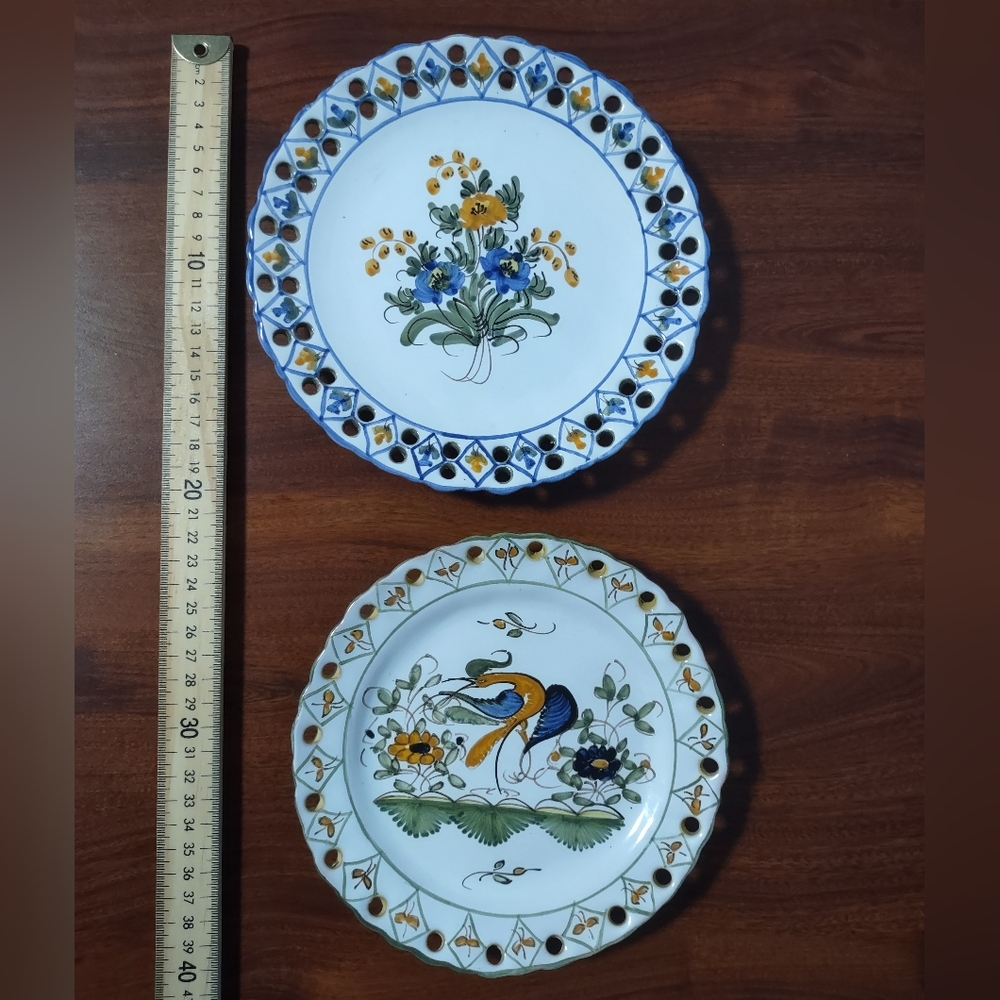 2 Floral Jodra Martres Decorative Plates